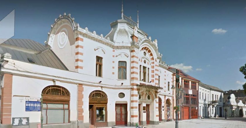 Ziua Culturii Naționale, 172 de ani de la nașterea poetului Mihai Eminescu și 71 de ani de la înființarea Bibliotecii Municipale „Teodor Murășanu” Turda