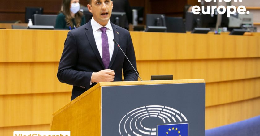 2021, anul în care românii s-au făcut auziți în Parlamentul European